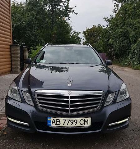 Мерседес E 220, об'ємом двигуна 2.2 л та пробігом 114 тис. км за 17900 $, фото 1 на Automoto.ua