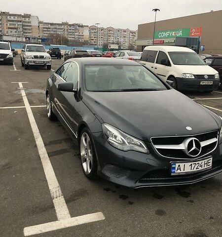 Сірий Мерседес E 220, об'ємом двигуна 2.14 л та пробігом 191 тис. км за 25000 $, фото 1 на Automoto.ua