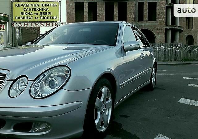 Сірий Мерседес E 220, об'ємом двигуна 2.2 л та пробігом 399 тис. км за 8600 $, фото 1 на Automoto.ua