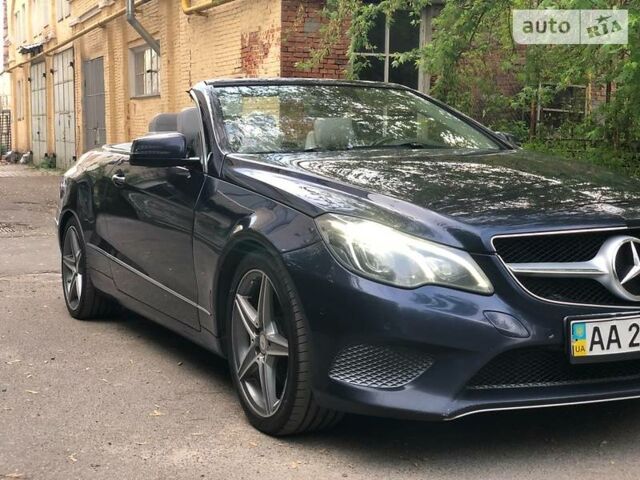 Синий Мерседес E 250, объемом двигателя 2.2 л и пробегом 150 тыс. км за 29500 $, фото 1 на Automoto.ua