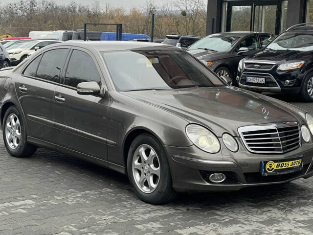 Коричневый Мерседес Е 320, объемом двигателя 3 л и пробегом 310 тыс. км за 9400 $, фото 1 на Automoto.ua