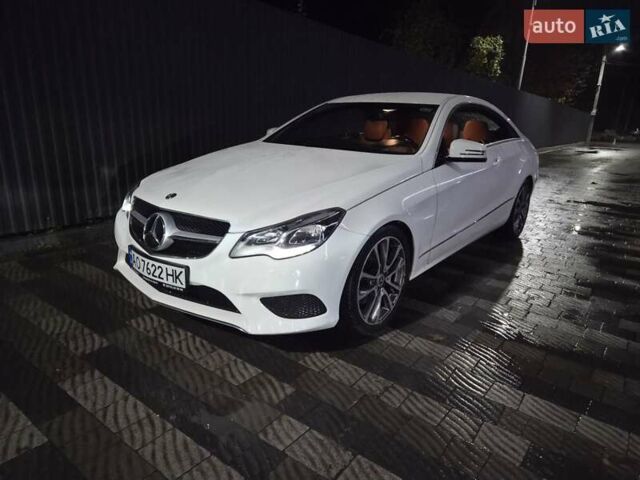 Мерседес Е-Клас 2013 у Ужгороді на Automoto.ua Білий Мерседес Е-Клас, об'ємом двигуна 2.2 л та пробігом 250 тис. км за 20500 $, фото 1 на Automoto.ua