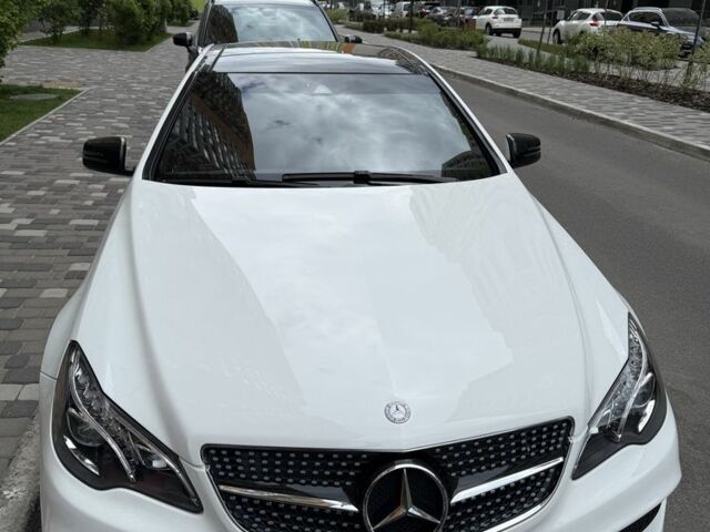 Белый Мерседес Е-Класс, объемом двигателя 3 л и пробегом 142 тыс. км за 20500 $, фото 1 на Automoto.ua