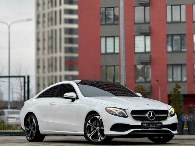 Белый Мерседес Е-Класс, объемом двигателя 3 л и пробегом 164 тыс. км за 31000 $, фото 1 на Automoto.ua