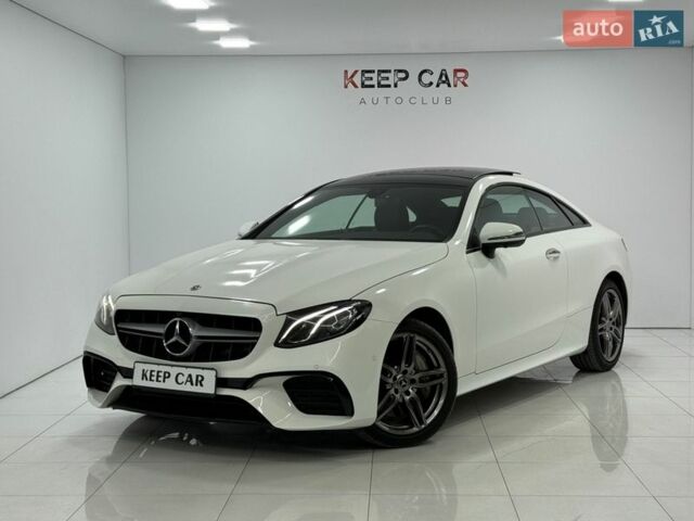Белый Мерседес Е-Класс, объемом двигателя 3 л и пробегом 51 тыс. км за 47900 $, фото 1 на Automoto.ua