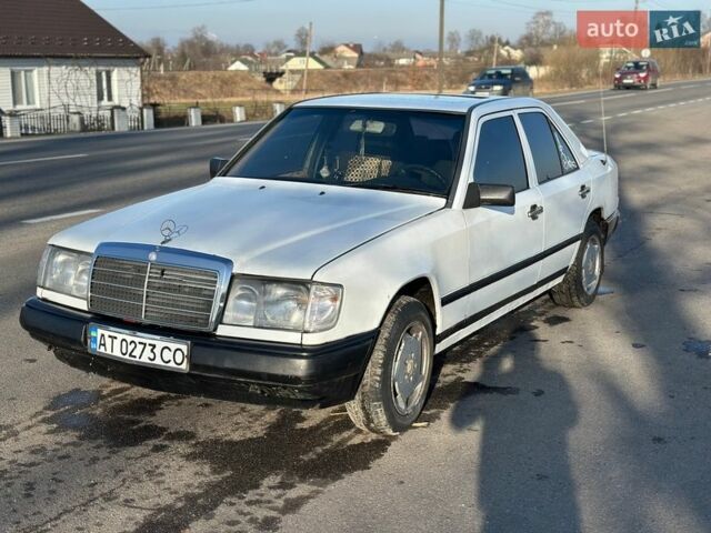 Белый Мерседес Е-Класс, объемом двигателя 2 л и пробегом 440 тыс. км за 1750 $, фото 1 на Automoto.ua