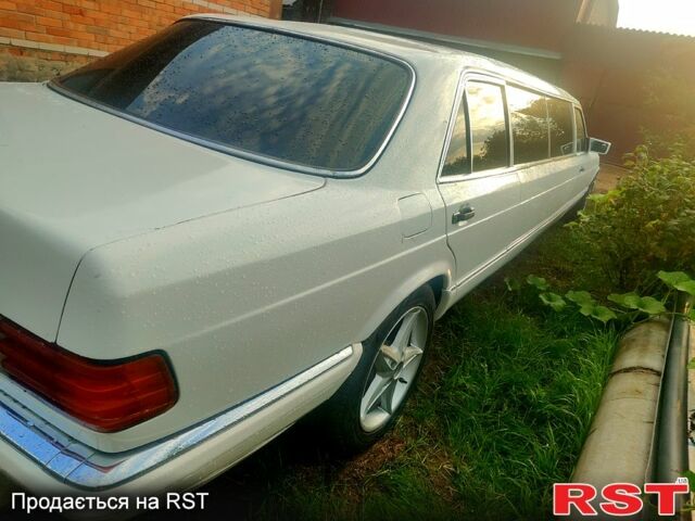 Белый Мерседес Е-Класс, объемом двигателя 3 л и пробегом 0 тыс. км за 15000 $, фото 1 на Automoto.ua