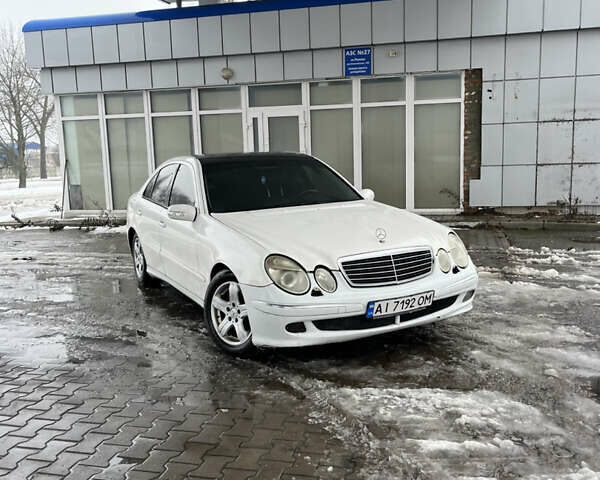 Белый Мерседес Е-Класс, объемом двигателя 2.15 л и пробегом 390 тыс. км за 4500 $, фото 1 на Automoto.ua