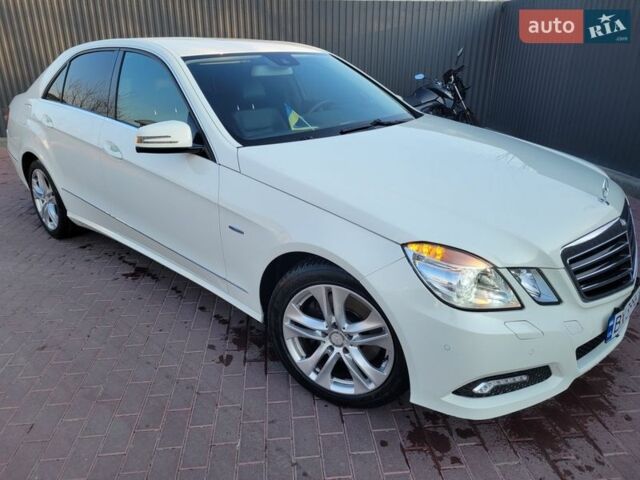 Білий Мерседес Е-Клас, об'ємом двигуна 3 л та пробігом 243 тис. км за 14400 $, фото 1 на Automoto.ua