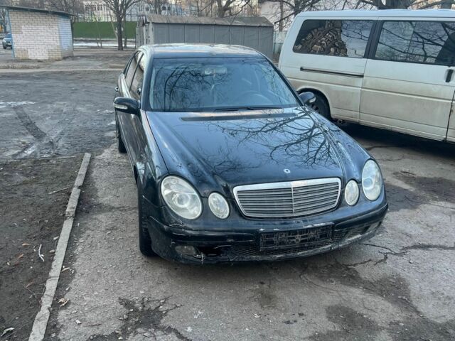 Білий Мерседес Е-Клас, об'ємом двигуна 2.1 л та пробігом 211 тис. км за 1700 $, фото 1 на Automoto.ua