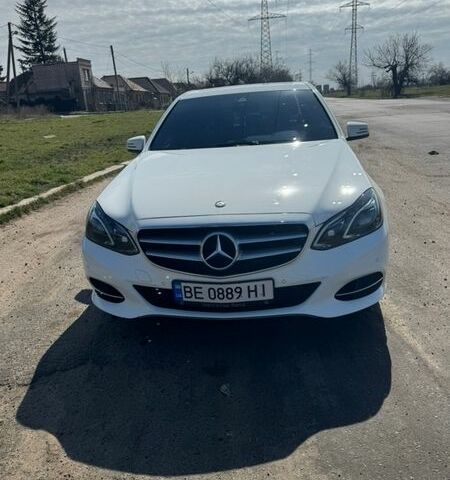 Білий Мерседес Е-Клас, об'ємом двигуна 2.2 л та пробігом 209 тис. км за 15500 $, фото 1 на Automoto.ua