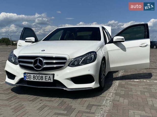 Білий Мерседес Е-Клас, об'ємом двигуна 2 л та пробігом 83 тис. км за 20000 $, фото 1 на Automoto.ua