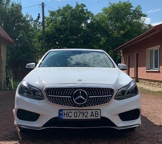 Білий Мерседес Е-Клас, об'ємом двигуна 2.14 л та пробігом 168 тис. км за 16700 $, фото 1 на Automoto.ua
