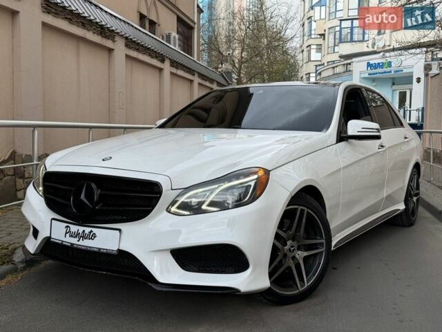Белый Мерседес Е-Класс, объемом двигателя 3 л и пробегом 180 тыс. км за 14300 $, фото 1 на Automoto.ua