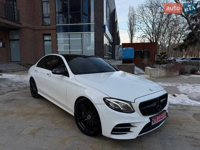 Білий Мерседес Е-Клас, об'ємом двигуна 1.95 л та пробігом 154 тис. км за 26500 $, фото 1 на Automoto.ua