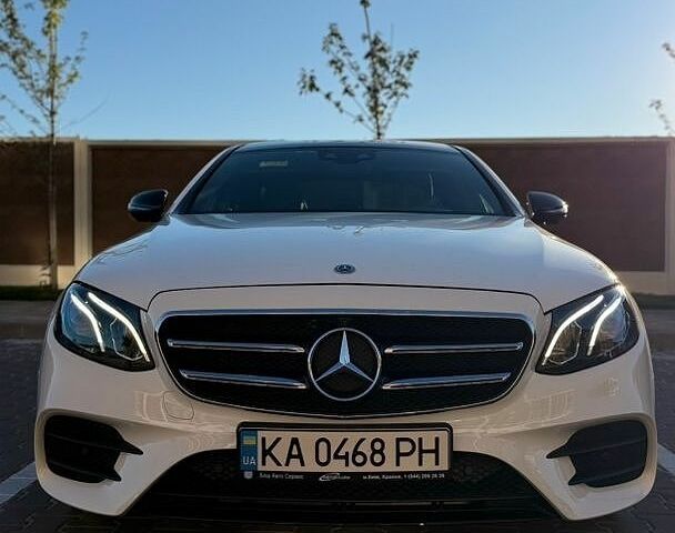 Білий Мерседес Е-Клас, об'ємом двигуна 1.6 л та пробігом 53 тис. км за 34300 $, фото 1 на Automoto.ua