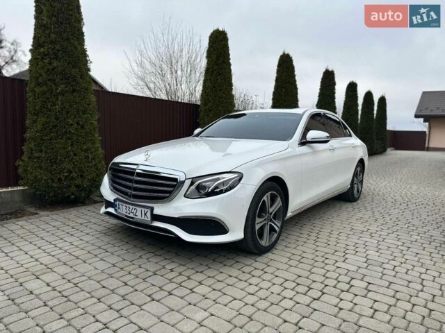 Білий Мерседес Е-Клас, об'ємом двигуна 1.95 л та пробігом 152 тис. км за 30777 $, фото 1 на Automoto.ua