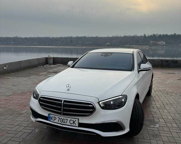 Білий Мерседес Е-Клас, об'ємом двигуна 1.95 л та пробігом 234 тис. км за 40000 $, фото 1 на Automoto.ua