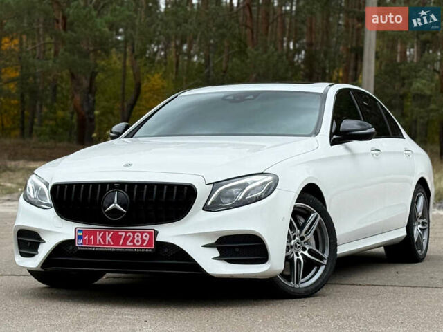 Белый Мерседес Е-Класс, объемом двигателя 1.99 л и пробегом 64 тыс. км за 45500 $, фото 1 на Automoto.ua