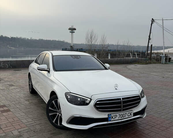 Білий Мерседес Е-Клас, об'ємом двигуна 1.95 л та пробігом 234 тис. км за 33000 $, фото 1 на Automoto.ua