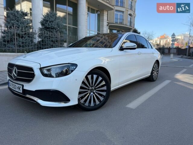 Білий Мерседес Е-Клас, об'ємом двигуна 1.95 л та пробігом 65 тис. км за 49900 $, фото 1 на Automoto.ua