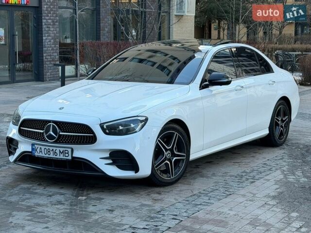 Белый Мерседес Е-Класс, объемом двигателя 1.95 л и пробегом 115 тыс. км за 43500 $, фото 1 на Automoto.ua