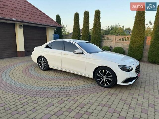 Білий Мерседес Е-Клас, об'ємом двигуна 1.95 л та пробігом 230 тис. км за 36500 $, фото 1 на Automoto.ua
