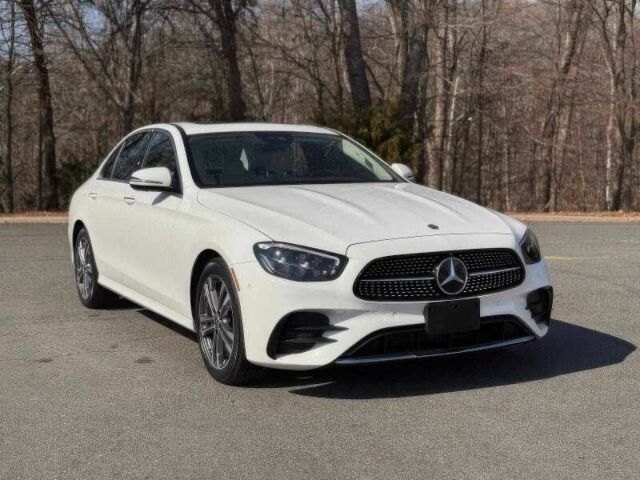 Білий Мерседес Е-Клас, об'ємом двигуна 2 л та пробігом 10 тис. км за 25000 $, фото 1 на Automoto.ua