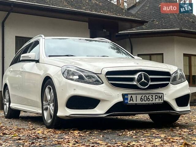 Мерседес Е-Клас 2014 у Києві на Automoto.ua Білий Мерседес Е-Клас, об'ємом двигуна 2 л та пробігом 160 тис. км за 16800 $, фото 1 на Automoto.ua