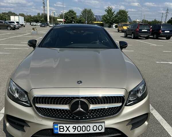 Бежевый Мерседес Е-Класс, объемом двигателя 3 л и пробегом 77 тыс. км за 49999 $, фото 1 на Automoto.ua