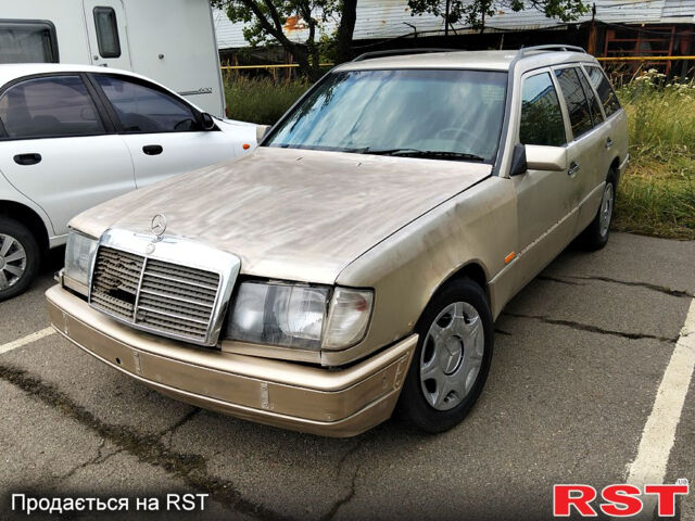 Бежевый Мерседес Е-Класс, объемом двигателя 2.3 л и пробегом 218 тыс. км за 850 $, фото 1 на Automoto.ua