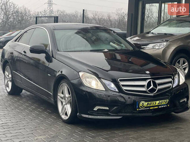 Чорний Мерседес Е-Клас, об'ємом двигуна 3.5 л та пробігом 148 тис. км за 11800 $, фото 1 на Automoto.ua