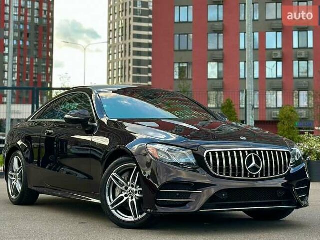 Чорний Мерседес Е-Клас, об'ємом двигуна 3 л та пробігом 28 тис. км за 37000 $, фото 1 на Automoto.ua