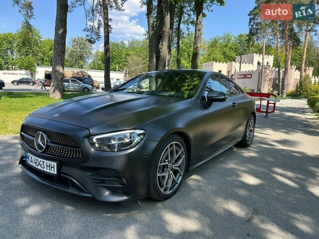 Черный Мерседес Е-Класс, объемом двигателя 1.95 л и пробегом 56 тыс. км за 50900 $, фото 1 на Automoto.ua