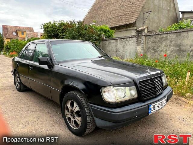 Чорний Мерседес Е-Клас, об'ємом двигуна 2 л та пробігом 0 тис. км за 1250 $, фото 1 на Automoto.ua
