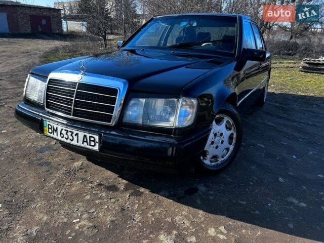 Чорний Мерседес Е-Клас, об'ємом двигуна 2 л та пробігом 290 тис. км за 1600 $, фото 1 на Automoto.ua