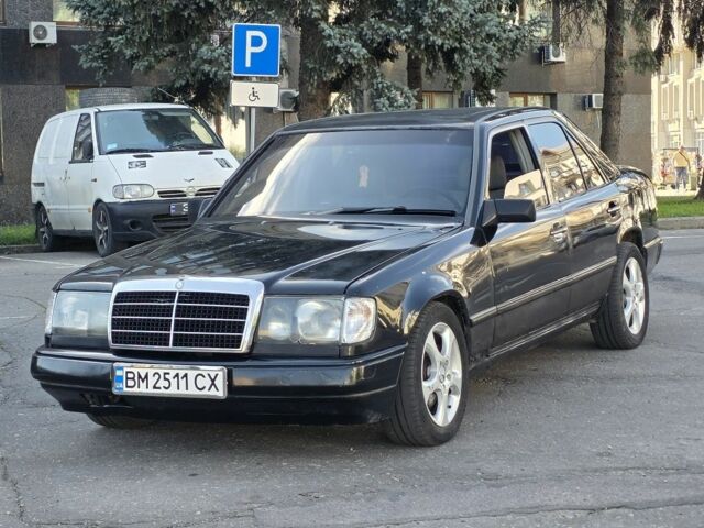 Чорний Мерседес Е-Клас, об'ємом двигуна 2.3 л та пробігом 300 тис. км за 1349 $, фото 1 на Automoto.ua