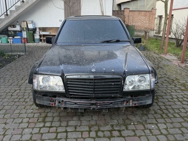 Черный Мерседес Е-Класс, объемом двигателя 3 л и пробегом 423 тыс. км за 1500 $, фото 1 на Automoto.ua