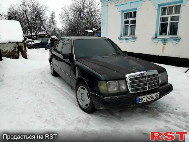 Черный Мерседес Е-Класс, объемом двигателя 2 л и пробегом 0 тыс. км за 950 $, фото 1 на Automoto.ua