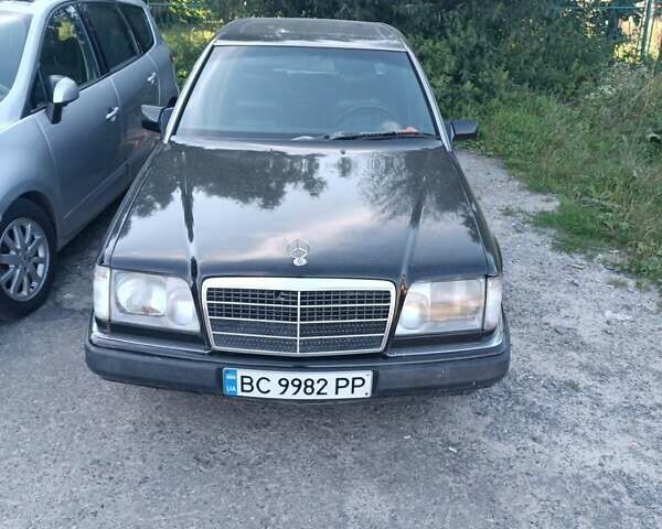 Чорний Мерседес Е-Клас, об'ємом двигуна 2.3 л та пробігом 805 тис. км за 2350 $, фото 1 на Automoto.ua