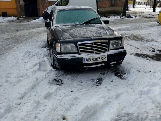 Черный Мерседес Е-Класс, объемом двигателя 2.2 л и пробегом 0 тыс. км за 3100 $, фото 1 на Automoto.ua