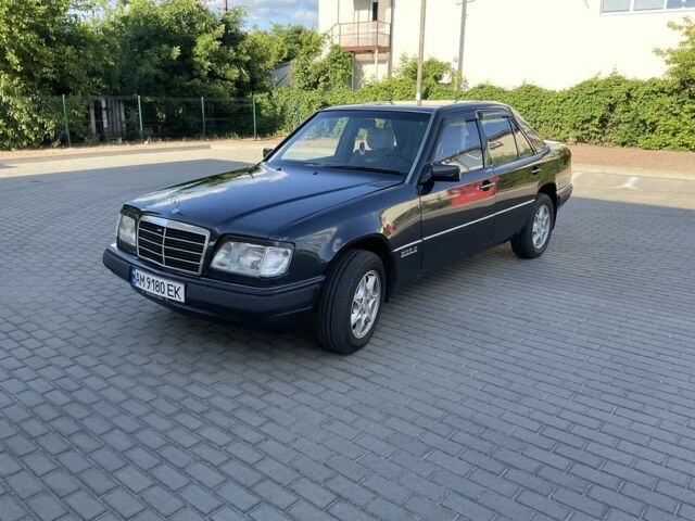 Чорний Мерседес Е-Клас, об'ємом двигуна 3 л та пробігом 455 тис. км за 5900 $, фото 1 на Automoto.ua