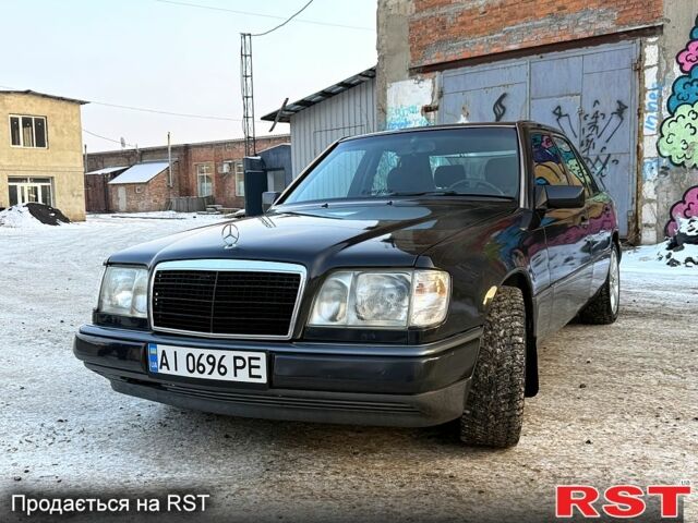 Чорний Мерседес Е-Клас, об'ємом двигуна 2.8 л та пробігом 229 тис. км за 4000 $, фото 1 на Automoto.ua