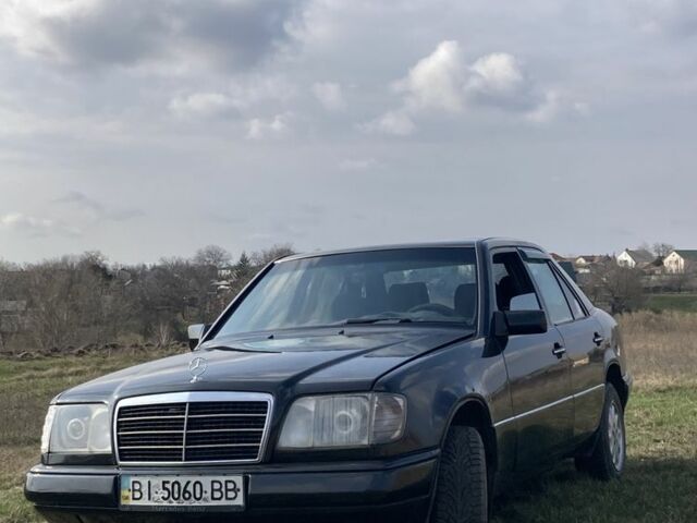 Чорний Мерседес Е-Клас, об'ємом двигуна 2.2 л та пробігом 510 тис. км за 2144 $, фото 1 на Automoto.ua