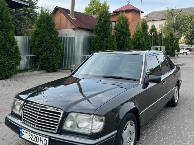 Чорний Мерседес Е-Клас, об'ємом двигуна 2.2 л та пробігом 310 тис. км за 5800 $, фото 1 на Automoto.ua