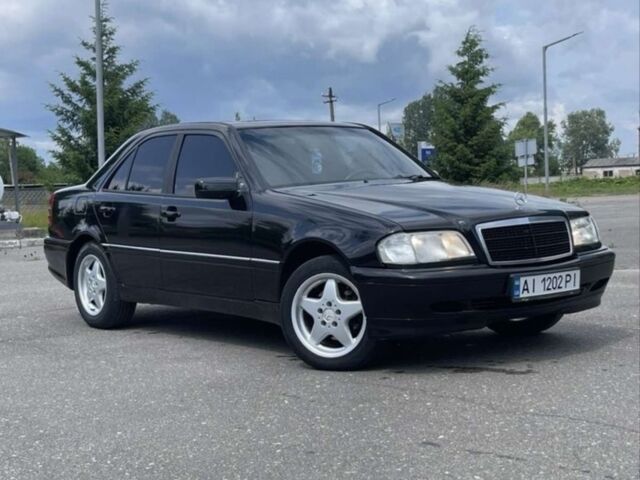 Чорний Мерседес Е-Клас, об'ємом двигуна 2.8 л та пробігом 280 тис. км за 4000 $, фото 1 на Automoto.ua