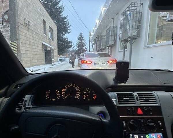 Черный Мерседес Е-Класс, объемом двигателя 2.3 л и пробегом 580 тыс. км за 4000 $, фото 1 на Automoto.ua