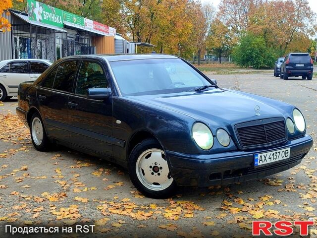 Чорний Мерседес Е-Клас, об'ємом двигуна 2.2 л та пробігом 378 тис. км за 3350 $, фото 1 на Automoto.ua