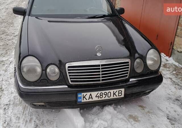 Черный Мерседес Е-Класс, объемом двигателя 2.8 л и пробегом 279 тыс. км за 4200 $, фото 1 на Automoto.ua