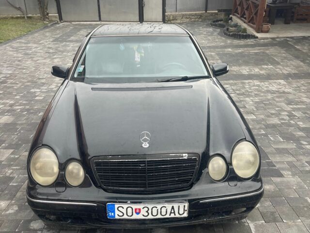 Чорний Мерседес Е-Клас, об'ємом двигуна 3.2 л та пробігом 470 тис. км за 1700 $, фото 1 на Automoto.ua